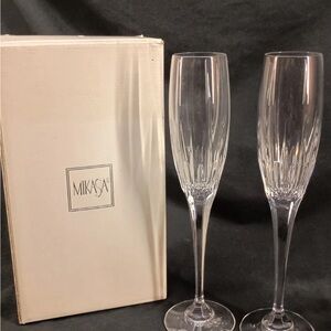 Mikasa Arctic Lights Champagne Flutes Set of 2 Stemware 10.75" Tall With Box
